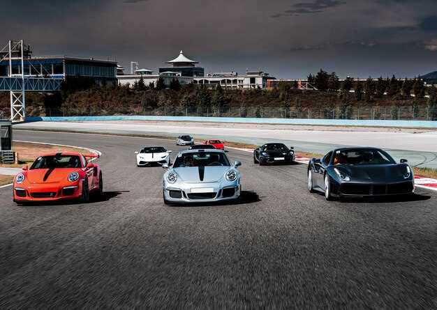 Performance Tires: Choosing the Right Compound for Grip